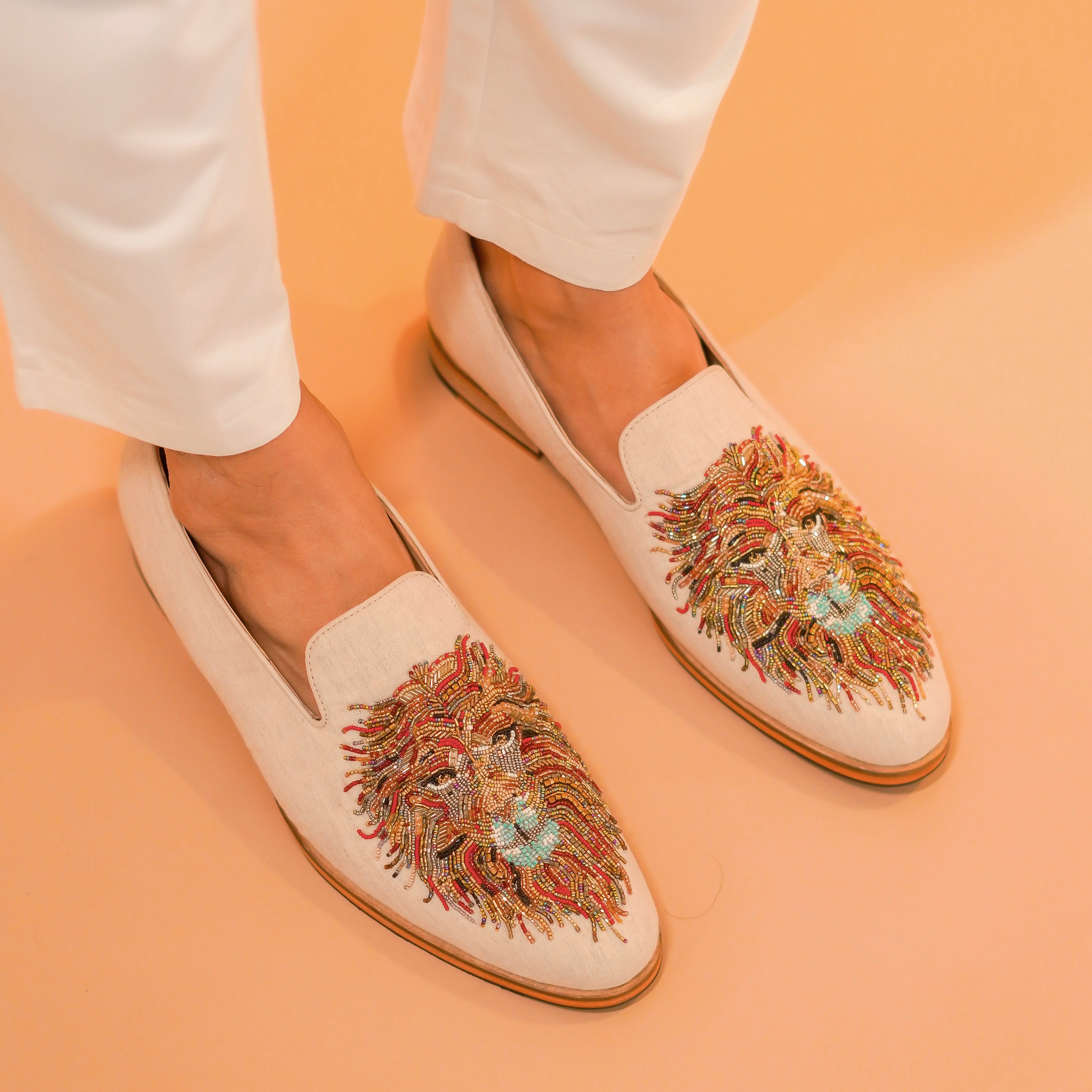 Avorio | Ivory leather zardozi embroidered loafers